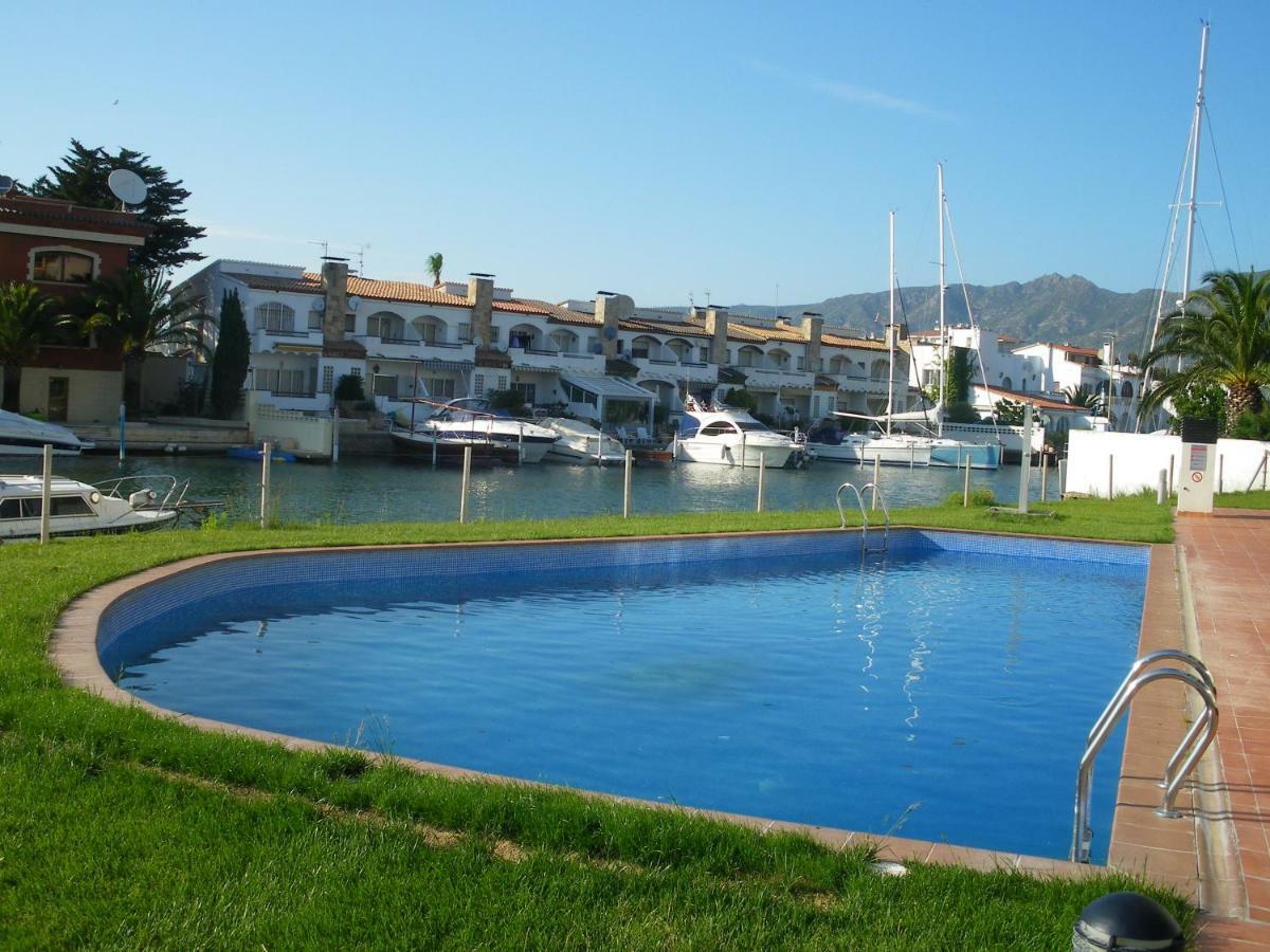 Apartamento Al Canal Roses Luaran gambar
